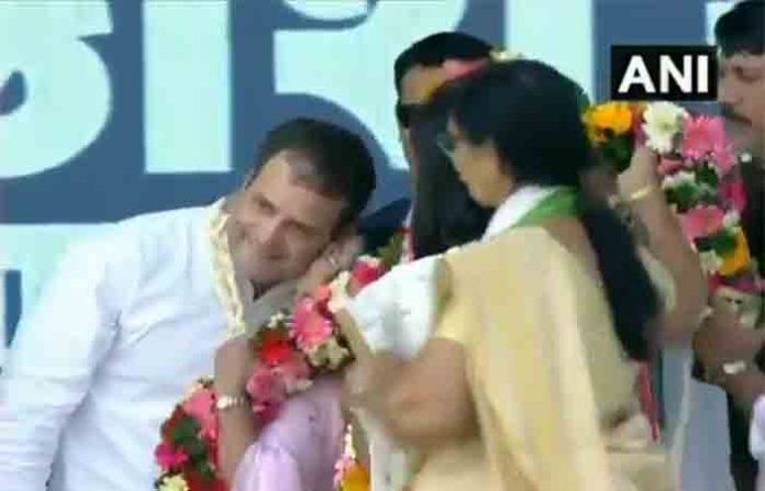 rahul-gandhi-kiss
