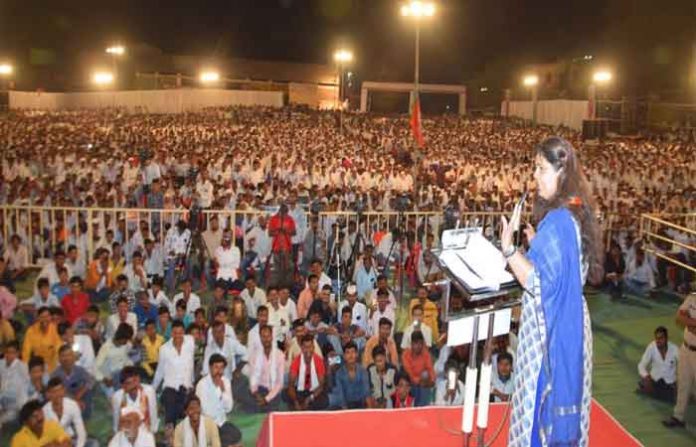pankaja-munde-rally