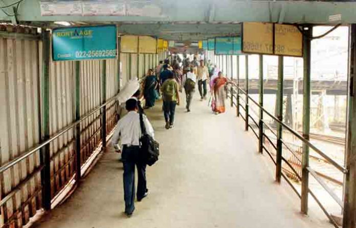 railway-bridge-kurla