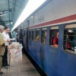 Operation Sindoor- यात्रियो कृपया ध्यान दे!!! वाढत्या तणावादरम्यान राजस्थानच्या सीमावर्ती जिल्ह्यांमधील अनेक रेल्वे सेवा ‘ब्लॅकआउट’मुळे झाल्या प्रभावित express-train-station