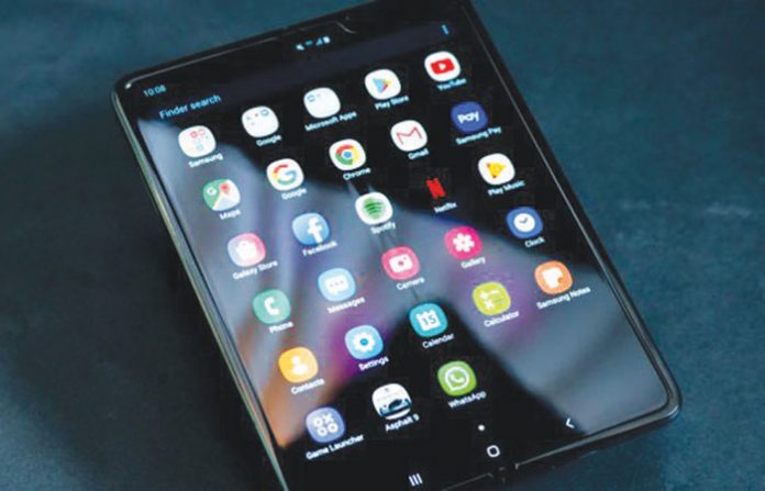 samsung-foldable-phone