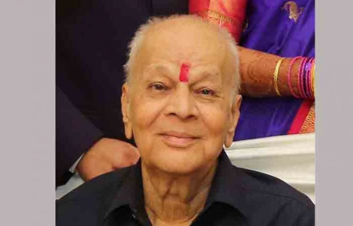 kamalakar-pandit-1
