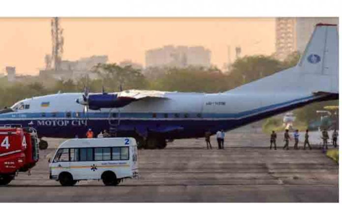 plane-4