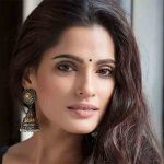 हे रंग म्हणजे फक्त होळी नाही तर एक चेतावणी आहे… प्रिया बापटच्या ‘डाळिंब’ चित्रपटाचे रहस्यमय पोस्टर रिलीज