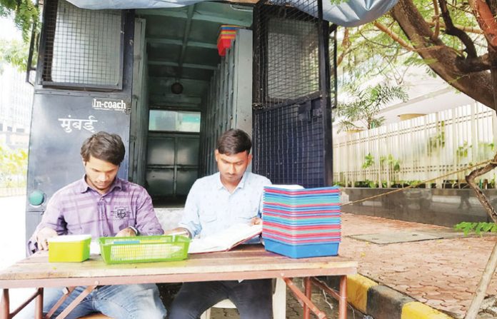 deposit-van-in-front-of-us