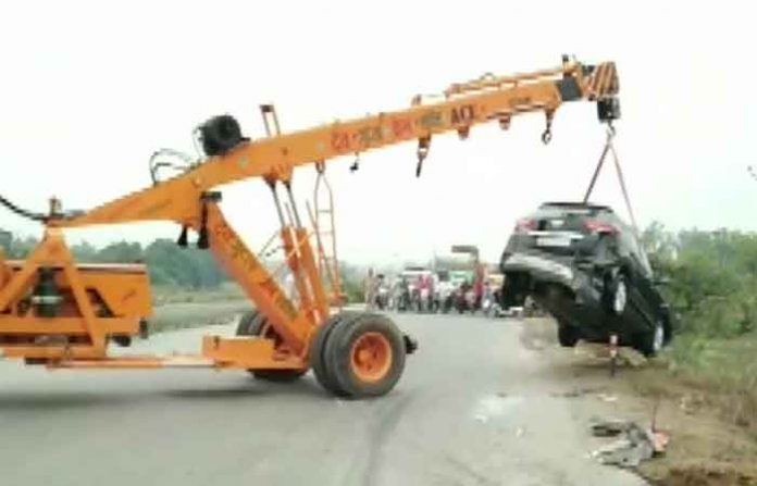 faridpur-car-accident faridpur-car-accident