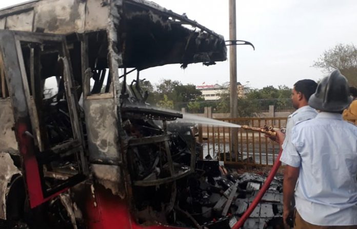 solapur-andhra-pdaresh-bus