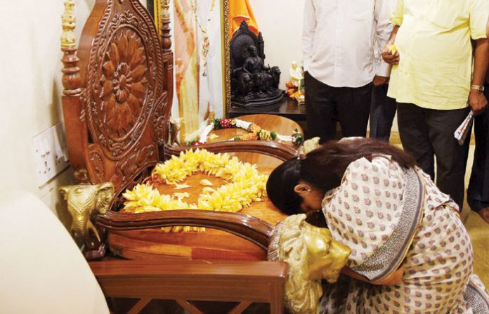 gurupournima-at-matoshree