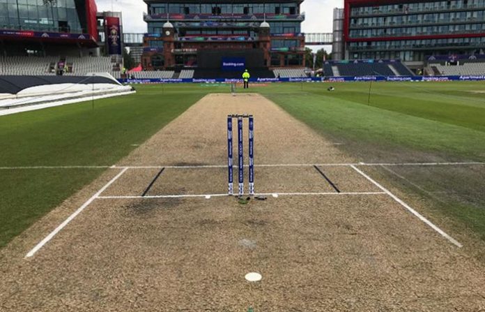 manchester-pitch