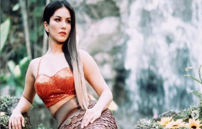 sunny-leone-mermaid-1