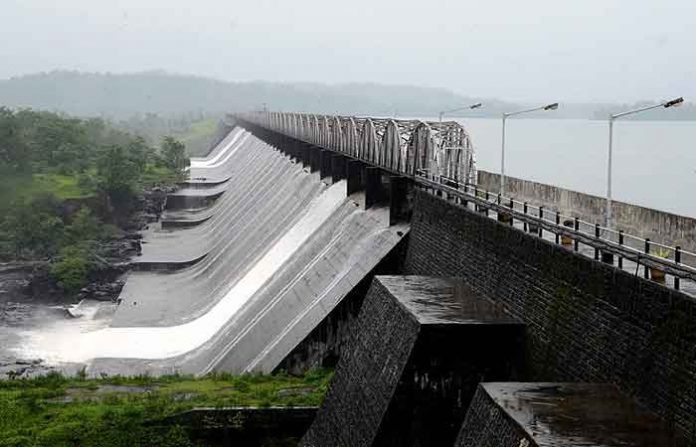 tansa-lake-overflowing tansa-lake-overflowing