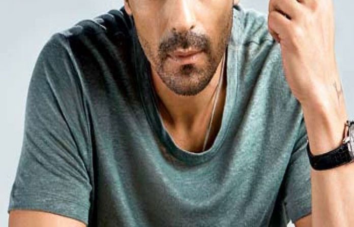 arjun-rampal-face-cut