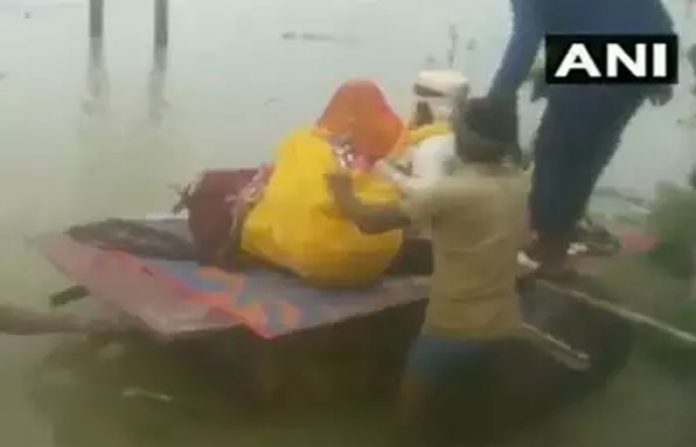 bihar-flood-bride-1