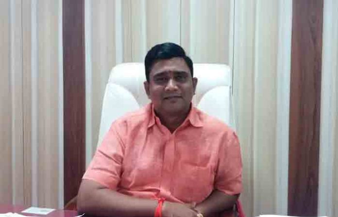jhagade