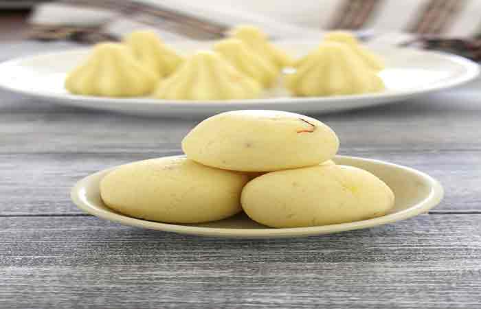 panir-modak