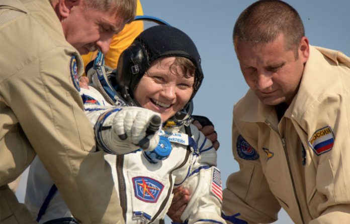 women-astronaut