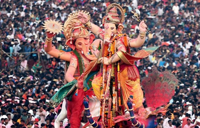 ganpati-visarjan-procession