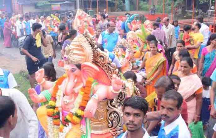 ganesh-visarjan6