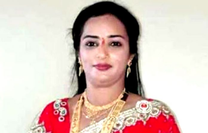pooja-parulekar