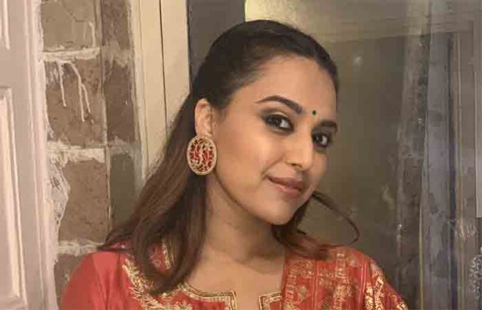 swara-bhaskar-red