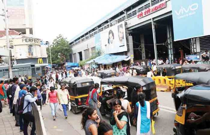 andheri-station-hawkers