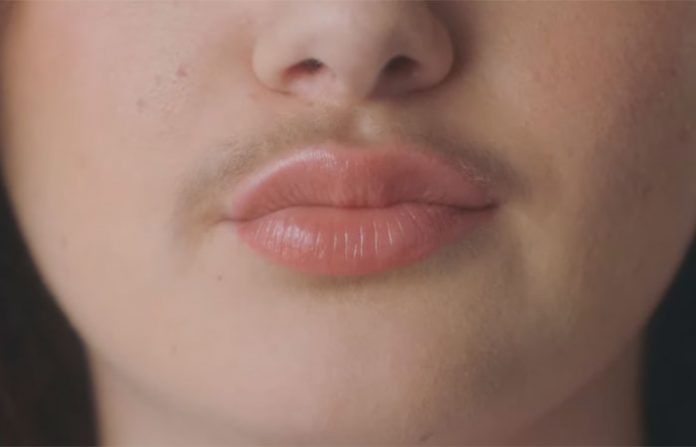 billie-moustach-advertise