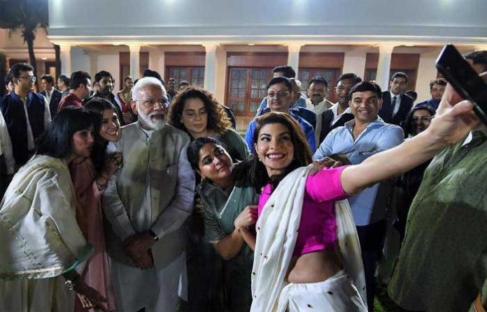 modi-selfie
