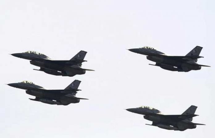pak-f-16-jets