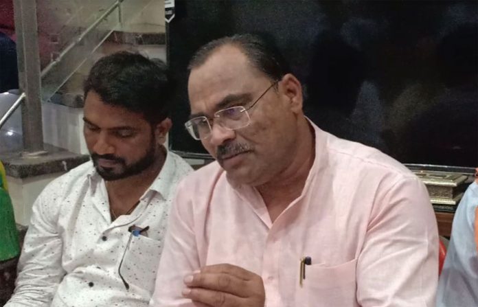 mahesh-mendhe