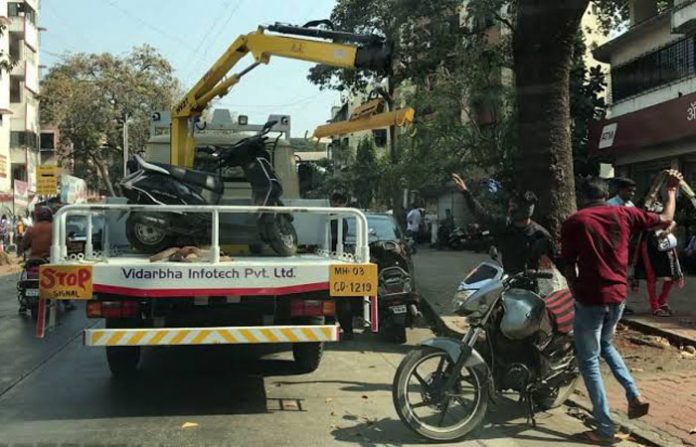 police-towing-van