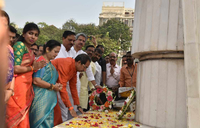 hon-cm-at-hutatma-smarak-abhivadan-1
