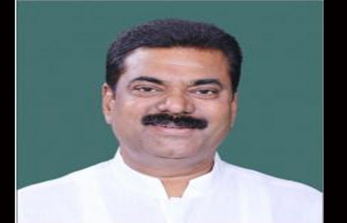 kapil-patil