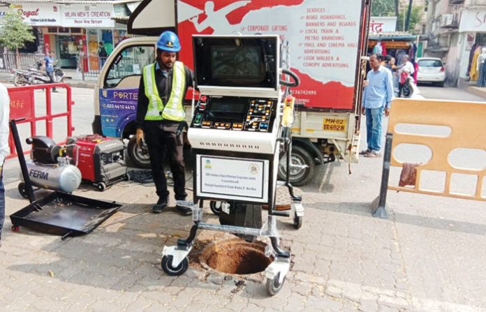 manhole-cleaning-robot