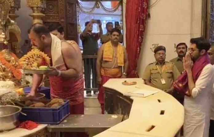 aaditya-thackeray-ganpati-temple aaditya-thackeray-ganpati-temple