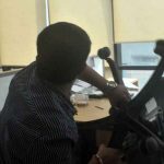 farmer attacked on crop insurance office pune
