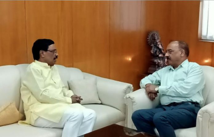 vinayak-raut-4g