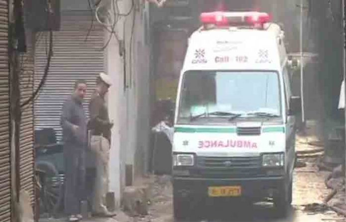 fire-delhi-rani-jhansi-road