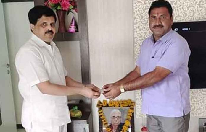 avinash-deshpande-gold