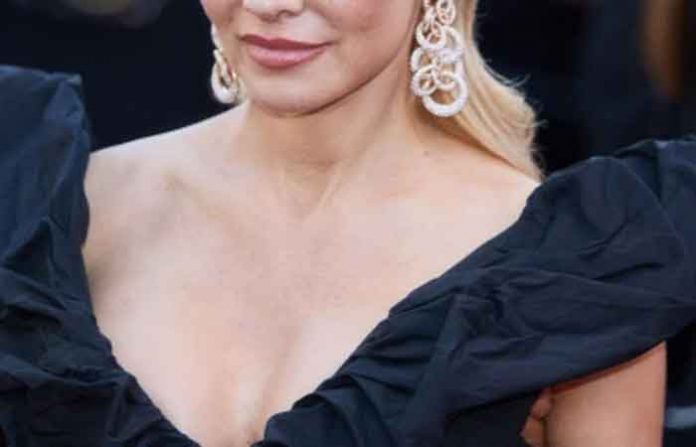 pamela-face-cut