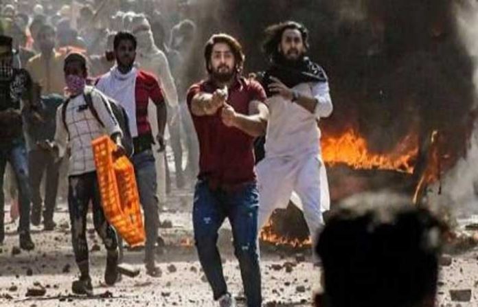 delhi-violence-gunman