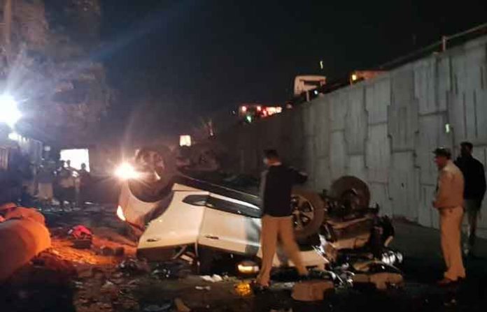 car-accident-pen car-accident-pen