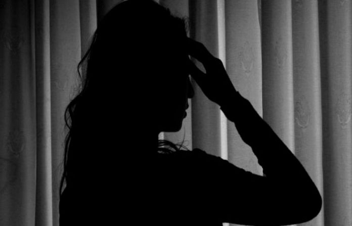 woman-tension