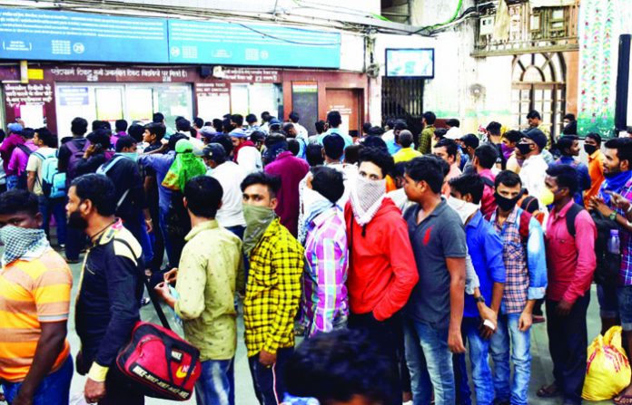 csmt-booking-counter-3