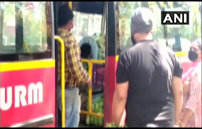 chandigarh-bus-baazar