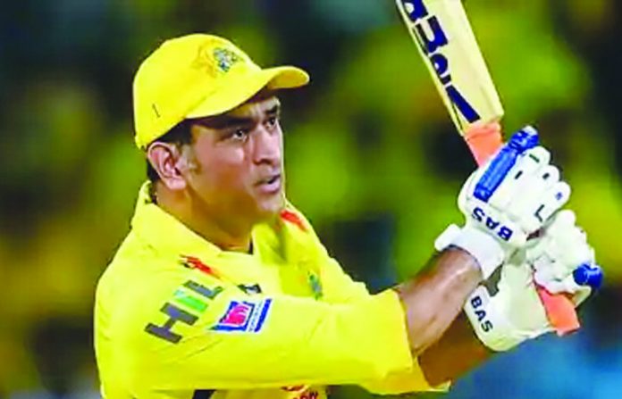 dhoni4