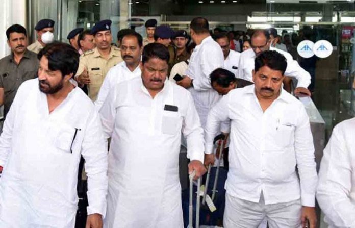gujarat-congress-mla-sent-to-jaipur