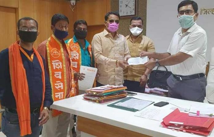 chandrapur-shivsainik-donate