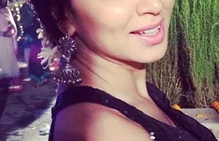 kavita-kaushik-cut