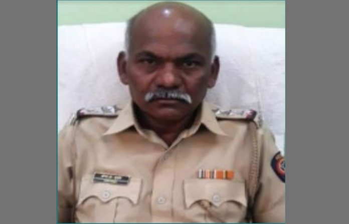 hingoli-police-officer