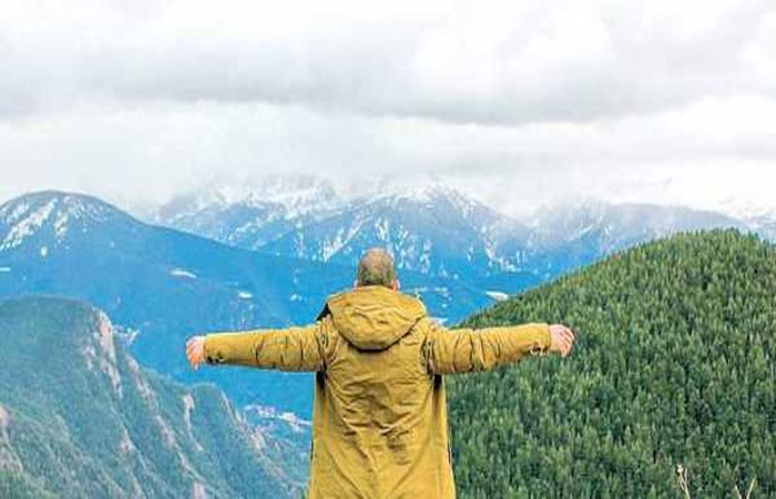 मुद्दा – निरोगी दीर्घायुष्याची संजीवनी समृद्ध निसर्गातच!